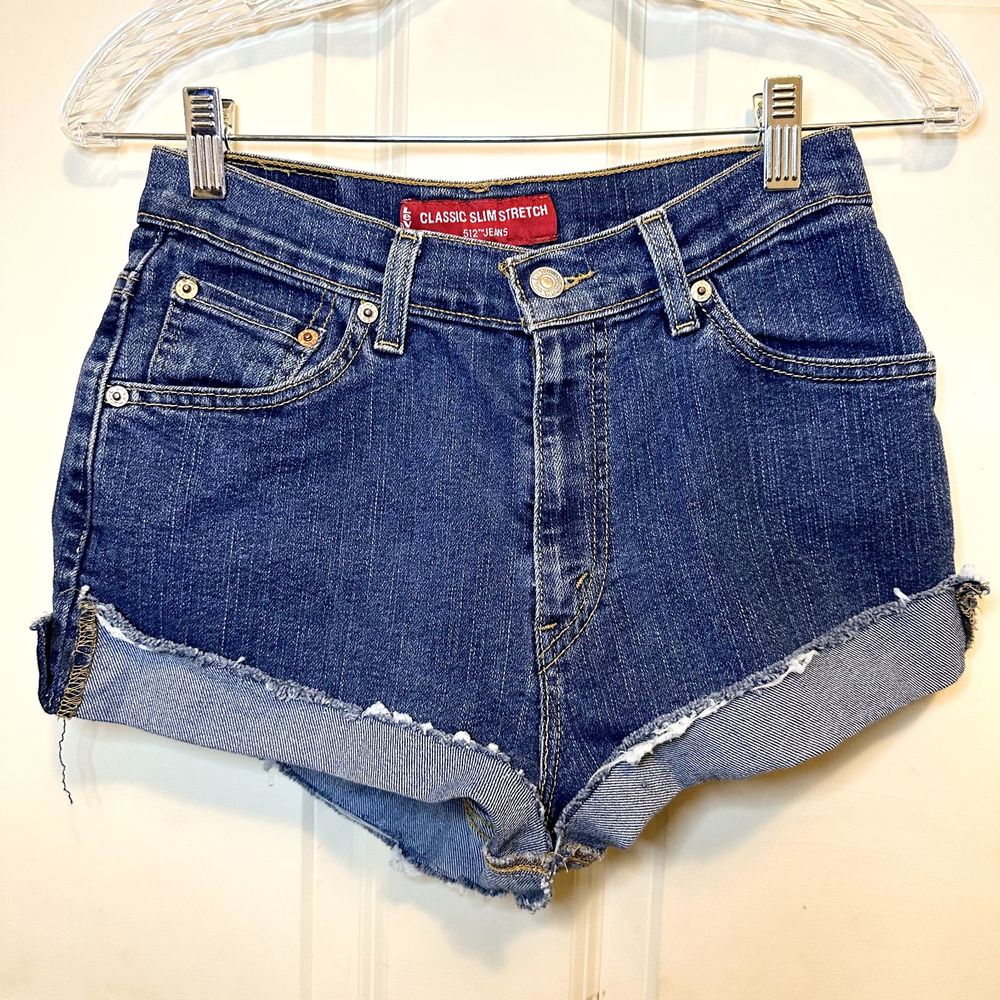 Levi's Denim Shorts Sz 6 Medium 512 Slim Fit Blue Cut-Off Mini Raw Hem Cuffed